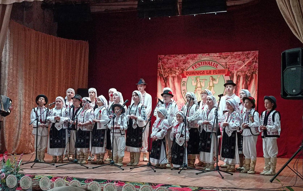 Festivalul tradiţiilor şi obiceiurilor pentru copii „Duminica, la Florii”, ediția a XXIV-a