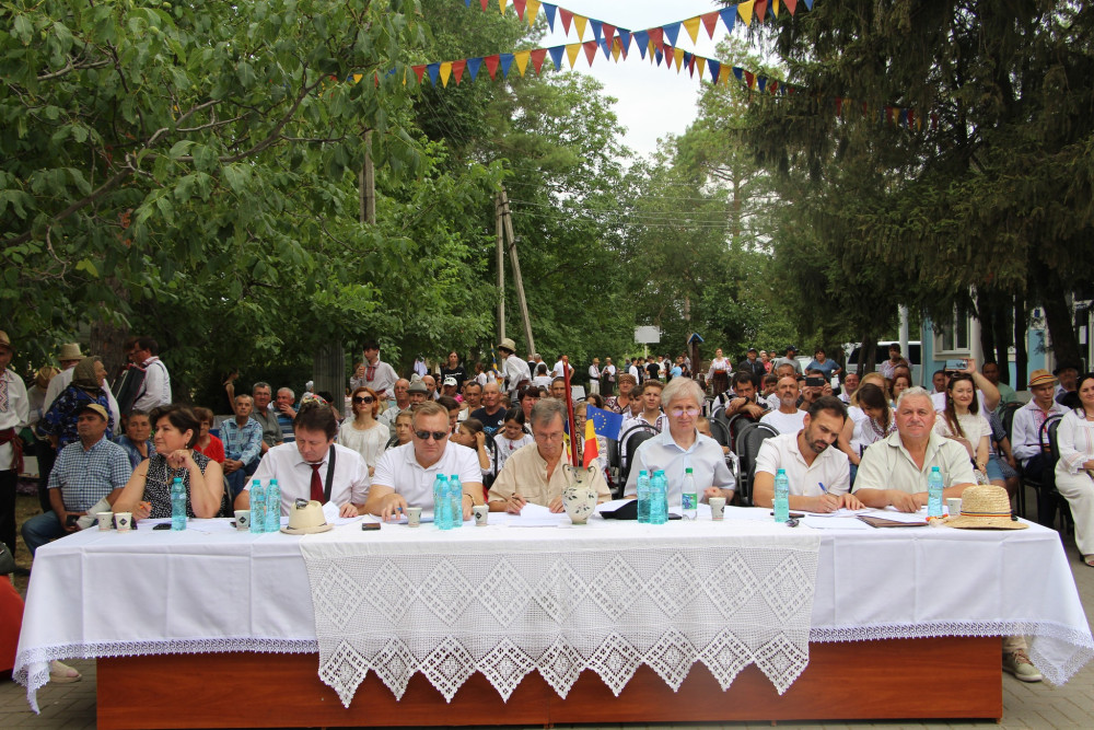 Festivalul-concurs naţional al interpreţilor fluierari și al formaţiilor de fluieraşi „Nistrule cu apă lină” şi-a desemnat câştigătorii.