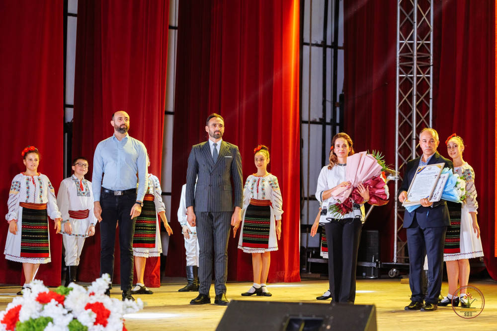 Concert jubiliar „Trei decenii în ritmul tradițiilor”, dedicat celor 30 de ani de activitate a Ansamblului de Dansuri Populare „Strămoșeasca”